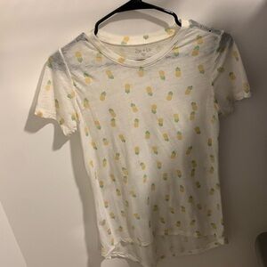 Pineapple print t shirt